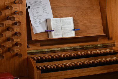https://www.pfarrbriefservice.de/image/kirchenorgel-0?vm=download&rdm=G4hEme4WU7i~